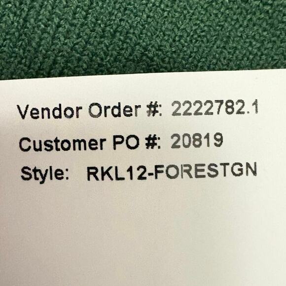 CapAmerica Rugby Ice Hawks Hockey Pom Beanie Green Gray Knit Hat NWT Winter ❄️ - Picture 6 of 6